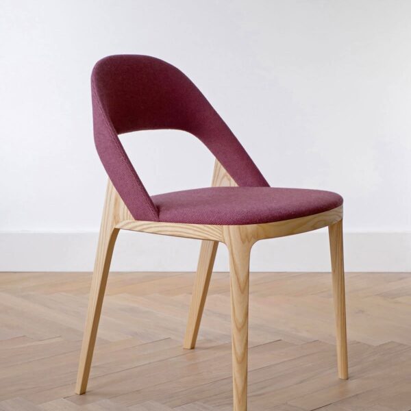 Chair 04