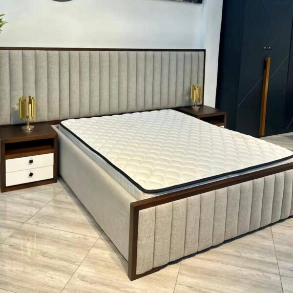 Bed 8
