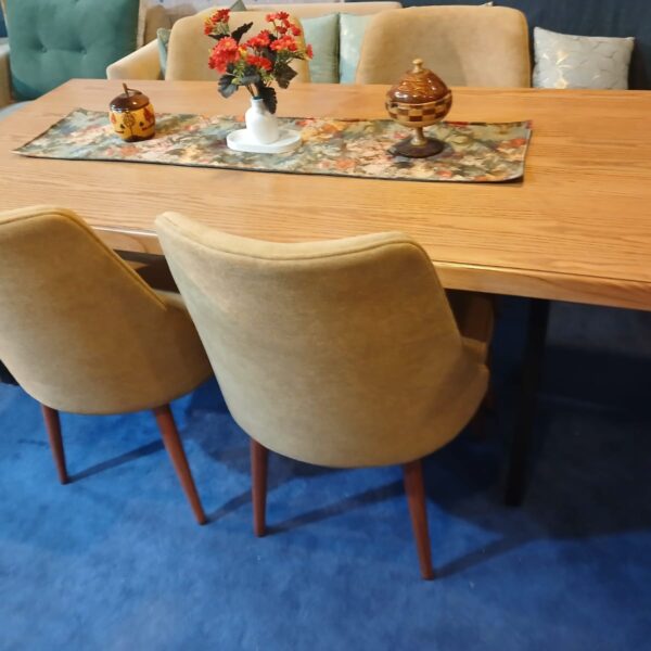 Dinning 1251